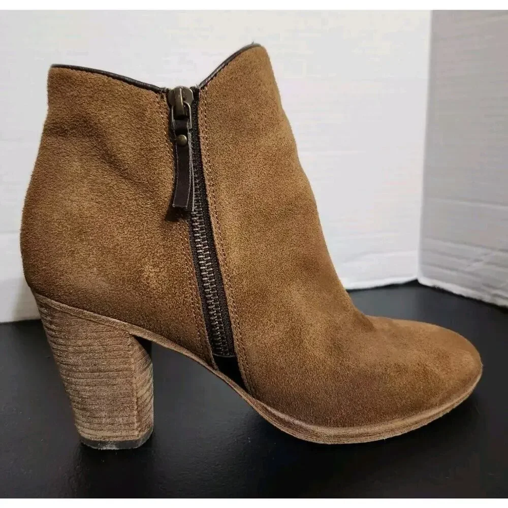 Cole Haan Hayes Bootie Java‎ Brown Suede Stacked Booties Womens Size 8 B